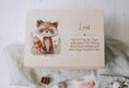 Load image into Gallery viewer, Personalisierte Erinnerungskiste aus unbehandelten Birkenholz mit Name | süße Waldtiere | Zum aufbewahren und dekorieren | Taufe, Geburt by Woodlandkid - Erinnerungskisten - Boxes & Bins