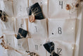 Load image into Gallery viewer, Adventskalender Kinder mit Namen zum Befüllen, Stoff Baumwolle 90x60 cm, 24 Taschen | Personalisiertes Weihnachtsgeschenk Kinder by Woodlandkid - Christmas - Advent Calendars