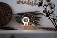 Bild in Galerie-Betrachter laden, Personalisierte "Löwe" Nachtlampe aus Holz und Acryl, LED Kinderzimmer Lampe, Taufgeschenk, Babylampe, Geschenkidee für Kleinkinder