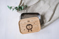 Bild in Galerie-Betrachter laden, personalisierte Brotdose aus Edelstahl mit Bambusdeckel, Lunchbox, Trennsteg, Brotdose für Kinder, Name, Geschenk Kindergarten, Extra breit