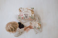 Bild in Galerie-Betrachter laden, Personalisierte Erinnerungskiste Baby aus unbehandelten Birkenholz mit Name | Dschungel | Zum aufbewahren und dekorieren | Taufe Geburt by Woodlandkid - Erinnerungskisten - Boxes & Bins