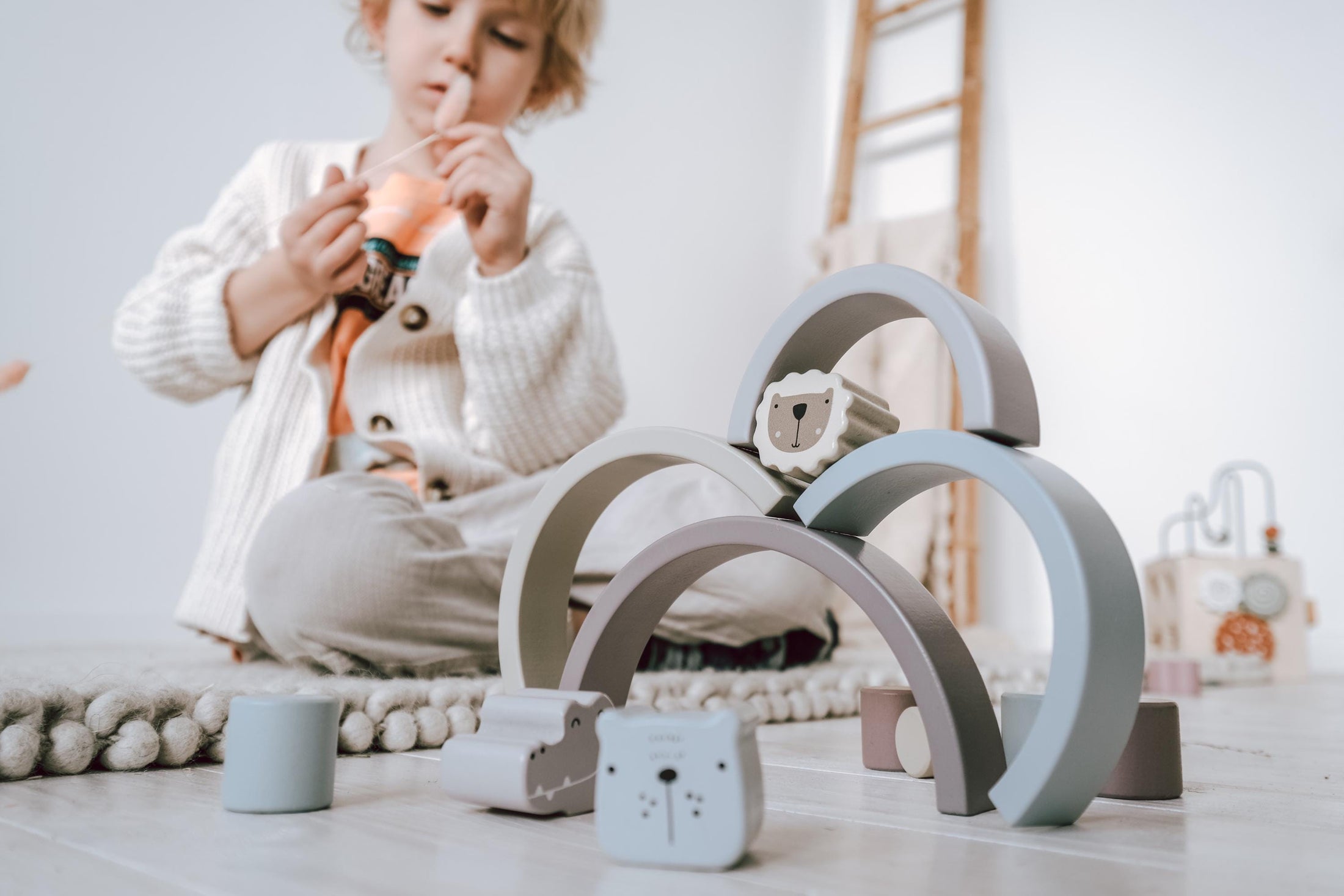 Stapelspiel - Geschenk zur Geburt Junge und Mädchen, motorisches Taufgeschenk zur Förderung der , Zug personalisiert by Woodlandkid - - Baby & Toddler Toys
