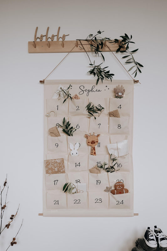 Adventskalender Kinder zum Befüllen, personalisiert mit Namen | Stoff Weihnachtskalender Baumwolle 90x60 cm | Geschenk Geschwister by Woodlandkid - Christmas - Advent Calendars