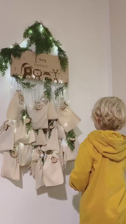 personalisierter Adventskalender Waldtierfreunde, Adventskalender aus Holz für Kinder, Woodlandfriends, nachhaltige Geschenke zu Weihnachten