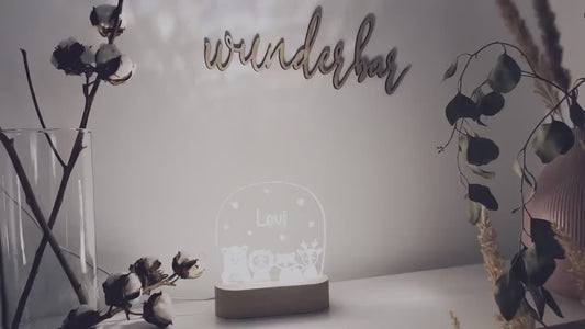 Nachtlicht personalisiert mit Waldtierfreunden aus Acryl, LED Lichter, Deko fürs Kinderzimmer, Geburtstagsgeschenk, Geschenkidee