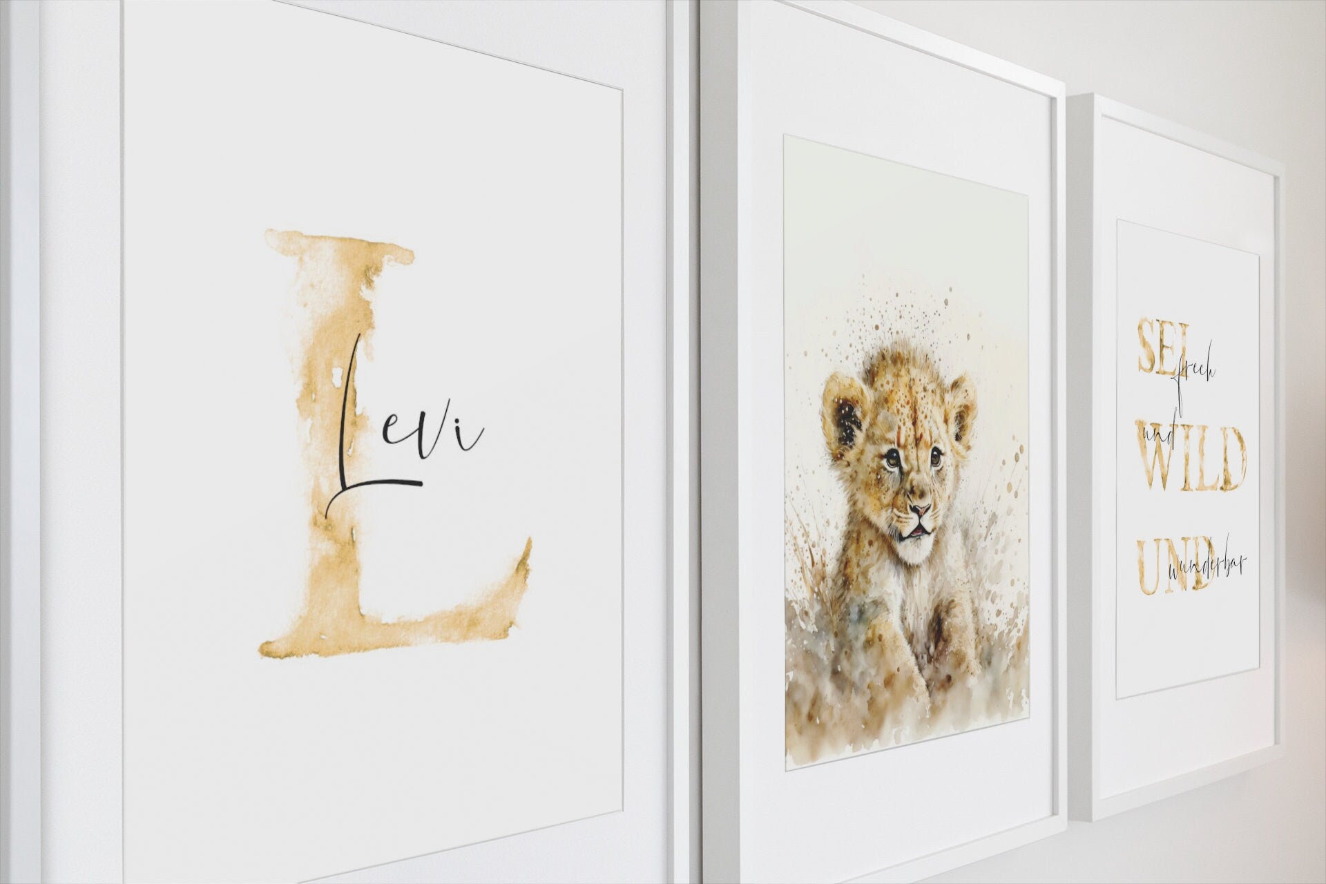 Löwe Wandbilder Set oder einzeln mit Name personalisiert, Poster Kinderzimmer Geschenk Tiere Bilder Kinder Babyzimmer Wanddeko Kunstdruck