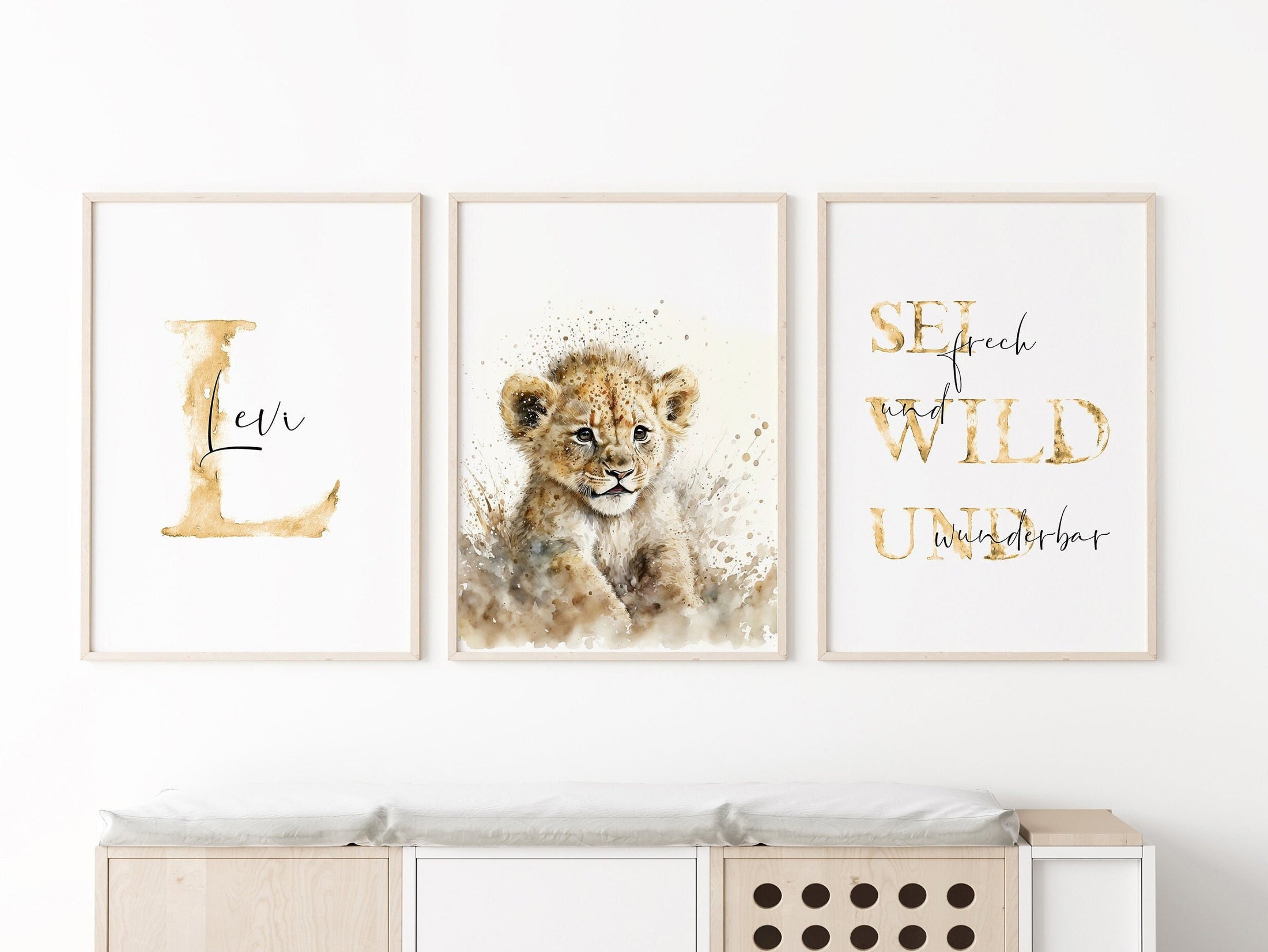 Löwe Wandbilder Set oder einzeln mit Name personalisiert, Poster Kinderzimmer Geschenk Tiere Bilder Kinder Babyzimmer Wanddeko Kunstdruck