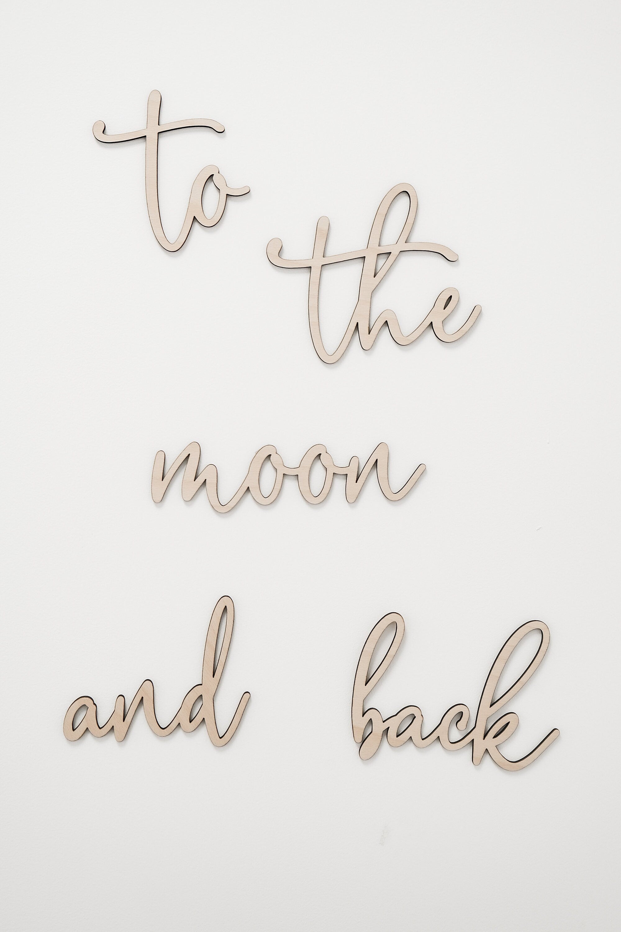 Wandspruch "To the moon and back" aus Holz | Set Mond und Sterne | 3D Wandtattoo | Wanddeko Kinderzimmer