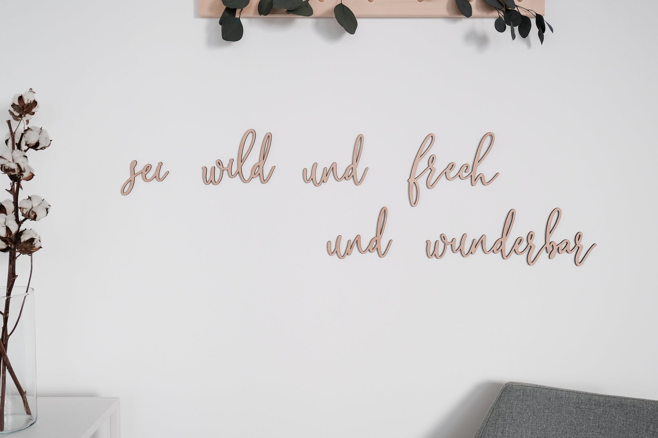 Wanddeko Kinderzimmer | Wohndeko "sei frech, wild und wunderbar" | 3D Schriftzug aus Holz