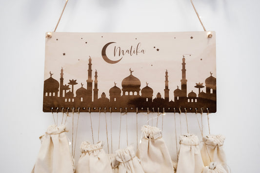 personalisierter Ramadan Kalender im Moschee Motiv, Ramadankalender aus Holz für Kinder, Persönliche Geschenkidee zum Fastenmonat