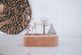 Load image into Gallery viewer, Nachtlicht "Reh" personalisiert aus Acryl, Holzfuß Gravur, Babygeschenk Geburt, Kinderzimmer, Persönliches Geburtstagsgeschenk, Taufe
