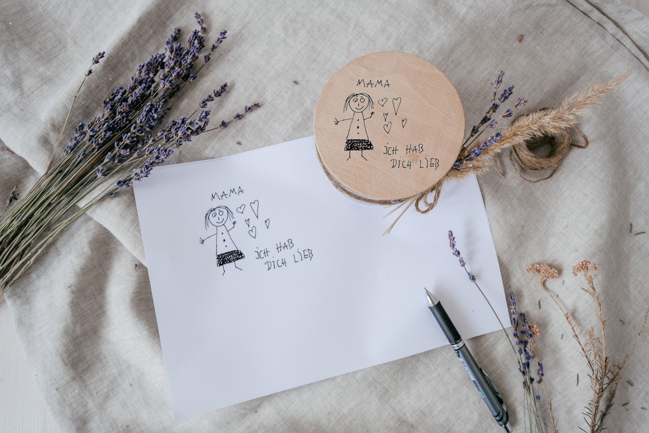 Personalisiertes Aufbewahrungsglas mit Zeichnung als Gravur, Geschenk zum Muttertag, Vatertag, Vorratsglas mit Kinderzeichnung