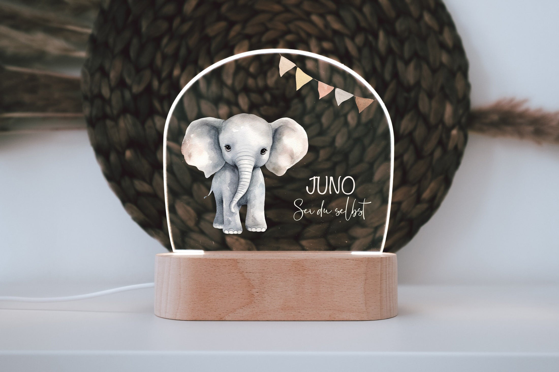 Nachtlicht "Elefant" personalisiert aus Acryl, Holzfuß und Glas können separat graviert werden, Persönliches Geschenk zur Taufe oder Geburt